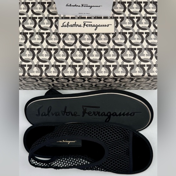 Salvatore Ferragamo Black Woven Slingback Sandal. Size 8.5 New in Box - Picture 4 of 13